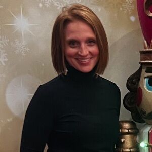 Meet your Posher, Lauren